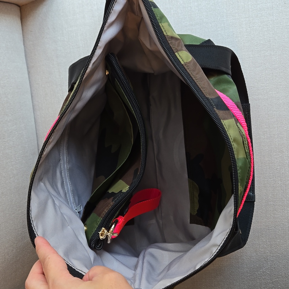 The ANDI Small - Camo Pop Pink - Picture 4 of 8